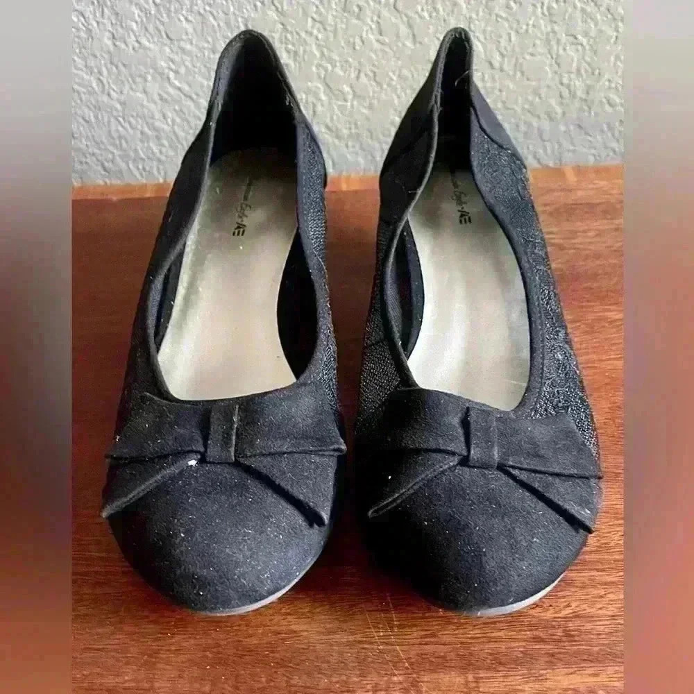- American Eagle Black Slide On Pumps Size 5 - Picture 2 of 9